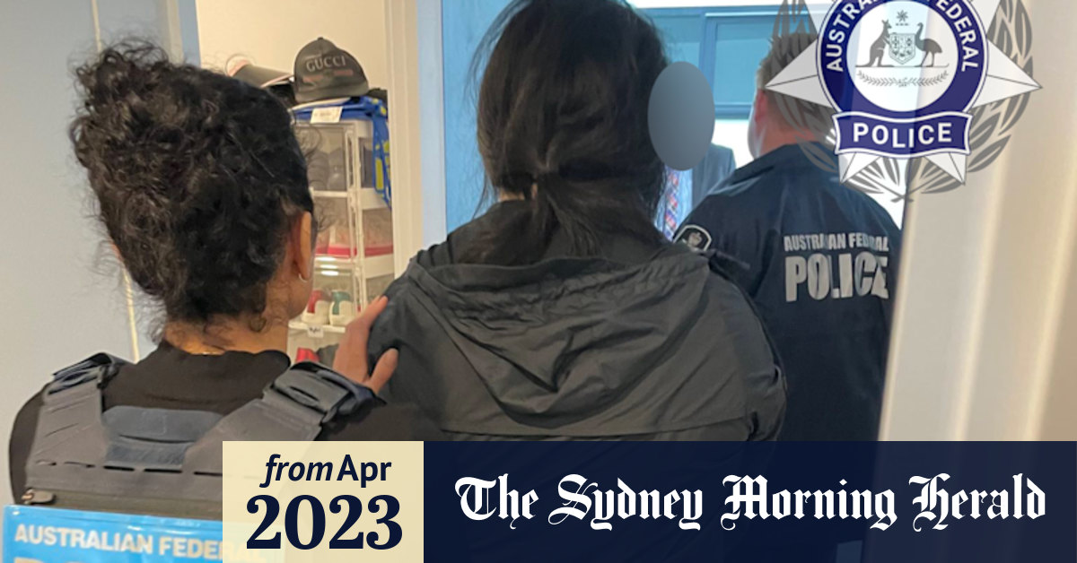 Operation Cookie Monster, Operation Zinger Australians arrested